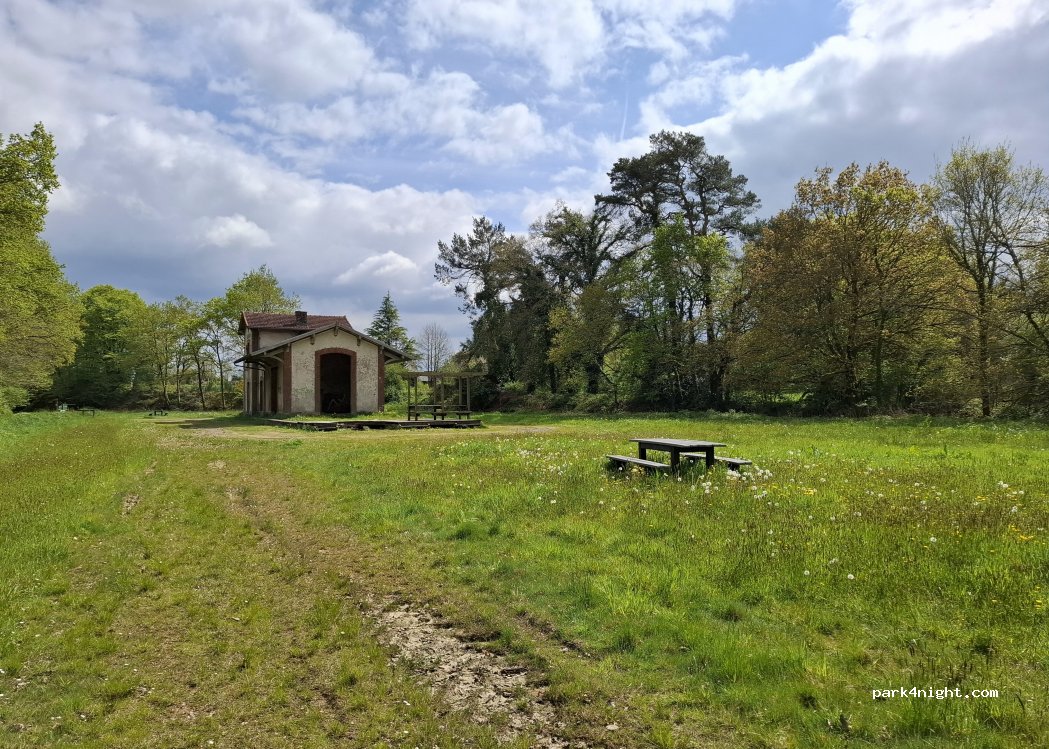 (29640) Plougonven - 1116 Route du Cloitre Saint-Thégonnec — foto 2