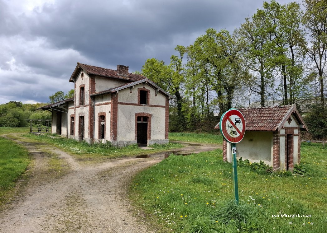 (29640) Plougonven - 1116 Route du Cloitre Saint-Thégonnec — foto 4