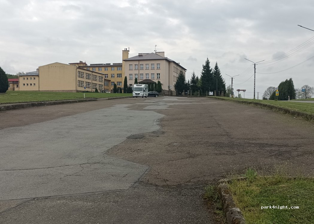 (36-221) Blizne - 450 Droga Wojewódzka 886 — foto