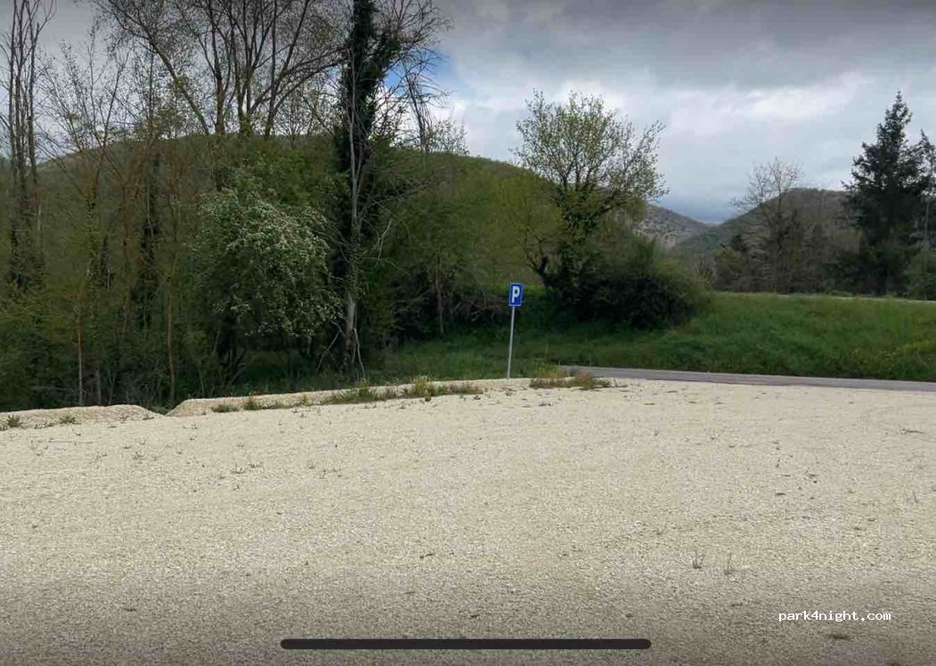 (06030) Sellano - Unnamed road — foto
