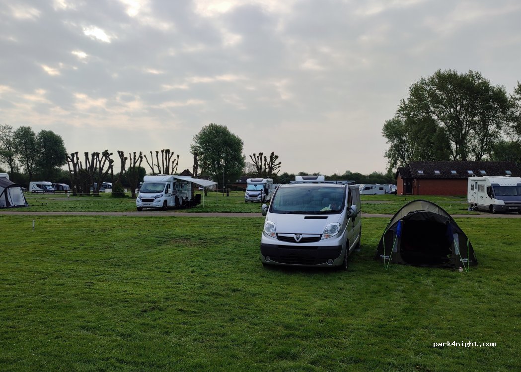 (PE19 2PR) St. Neots - Hardwick Road — foto