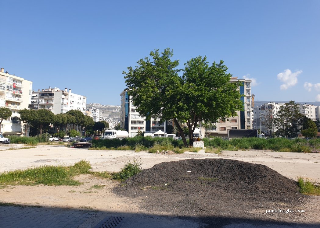 (35535) Bayraklı - 275/16. Sokak — foto