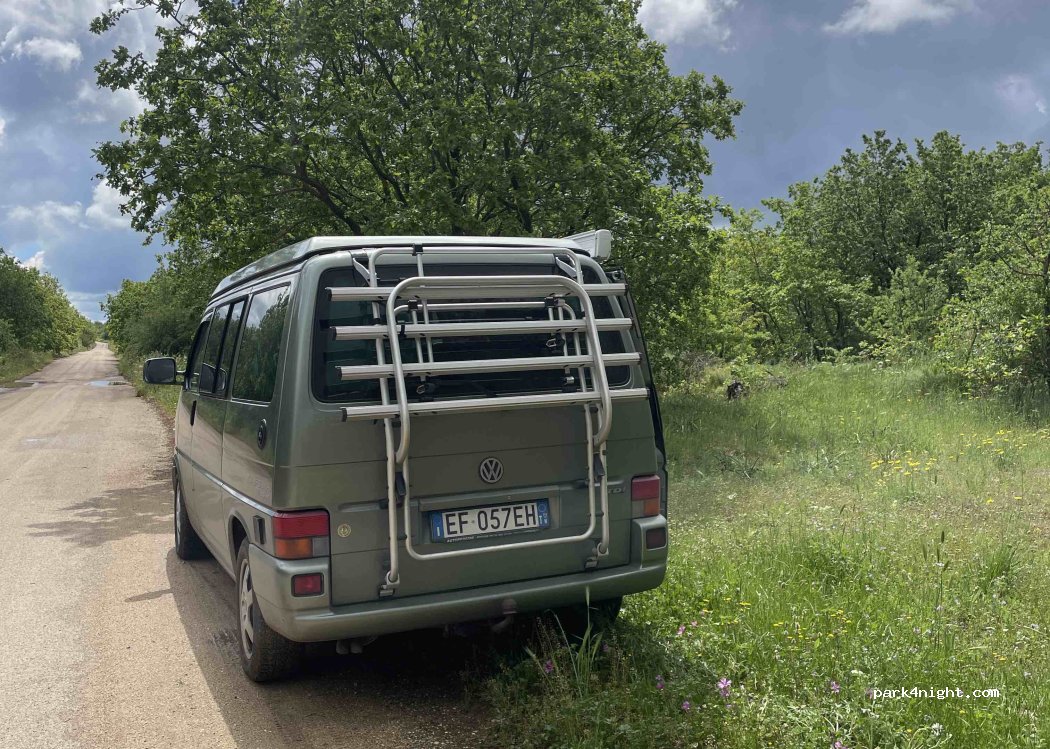 (70033) Corato - Strada Mediana delle Murge — foto