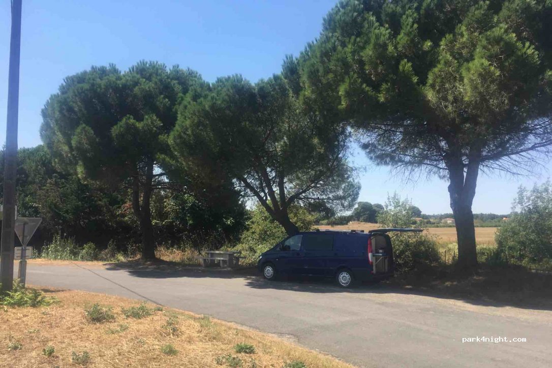 (34120) Pézenas - D913 — foto
