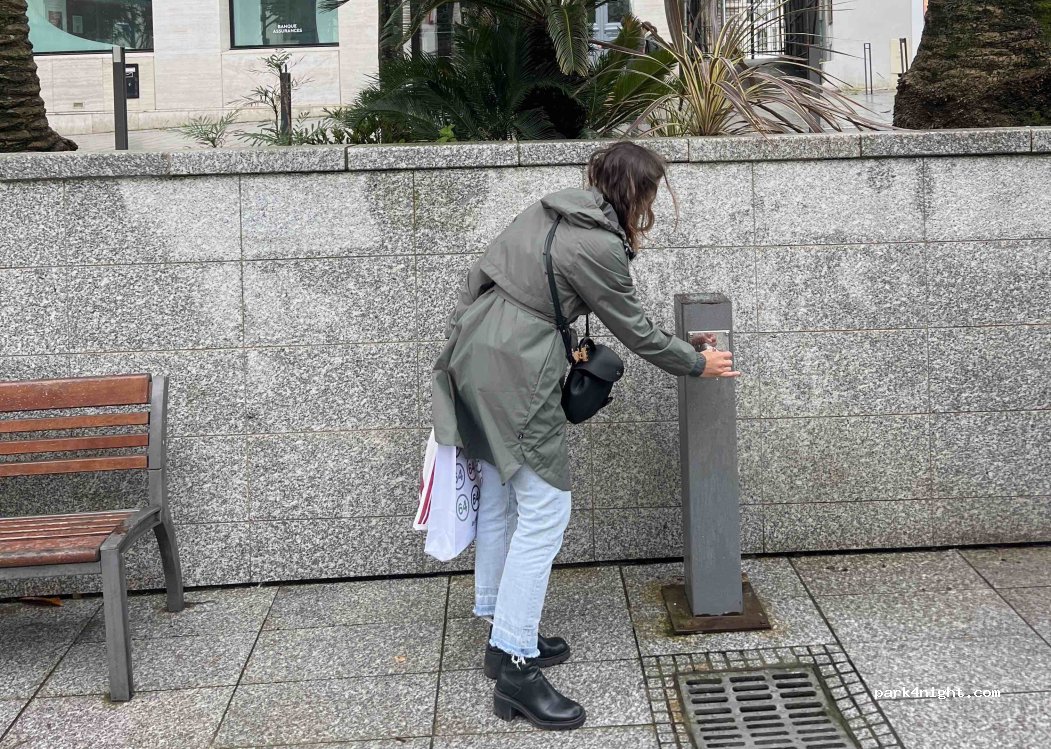 (64200) Biarritz - 15 Place Georges Clemenceau — foto