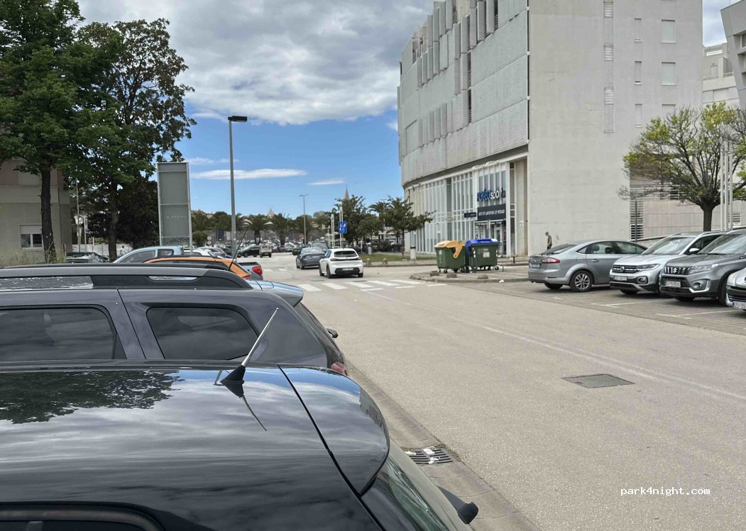 (23000) Zadar - 6 Obala kneza Branimira — foto