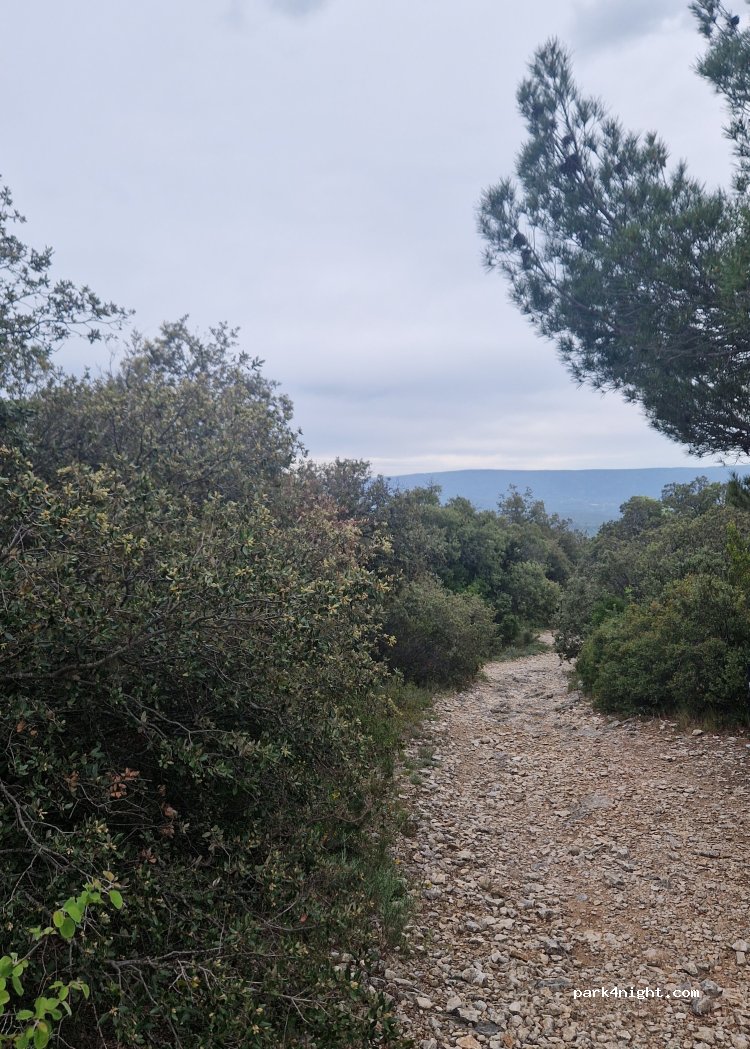 (84220) Gordes - 1718 Route de Senanque — foto 2