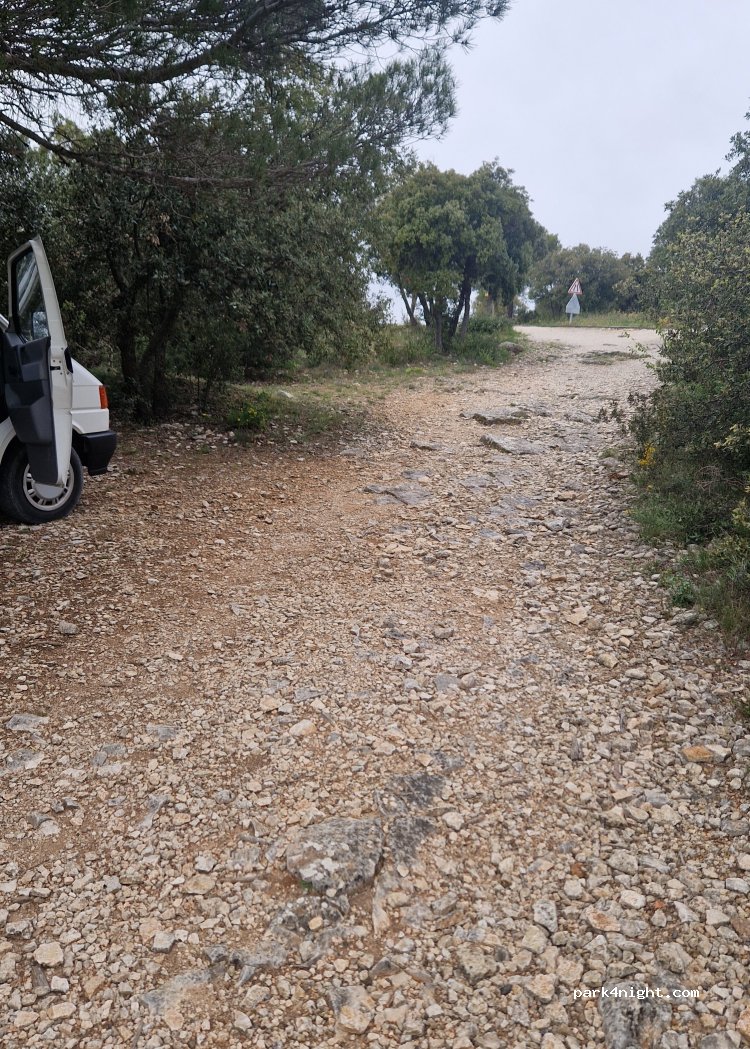 (84220) Gordes - 1718 Route de Senanque — foto 3