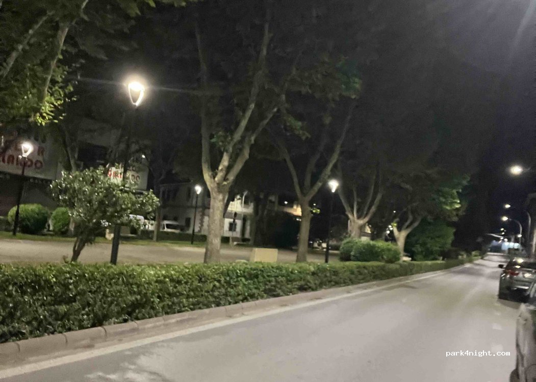 (23620) Mengíbar - 18 Avenida de España — foto 2