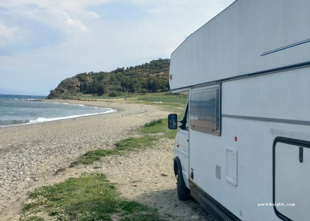 (17502) Yeniköy - Unnamed road — foto