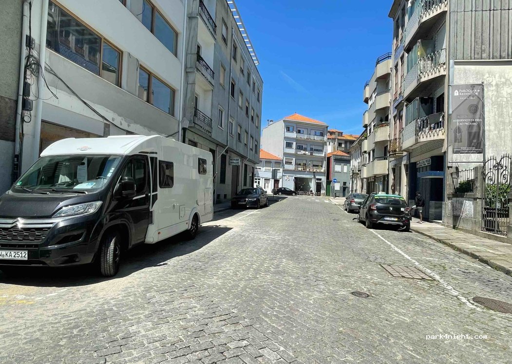 (4300) Porto - 61 Rua do Visconde de Bóbeda — foto 2