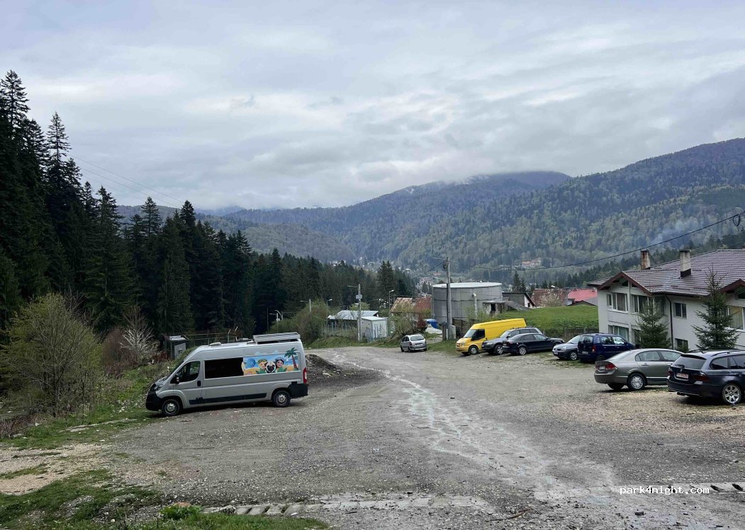 (105500) Bușteni - Strada Telecabinei — foto