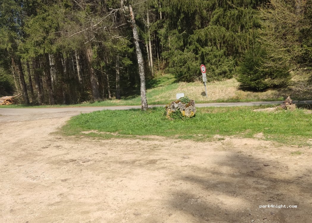 (72393) Burladingen - Unnamed road — foto 3