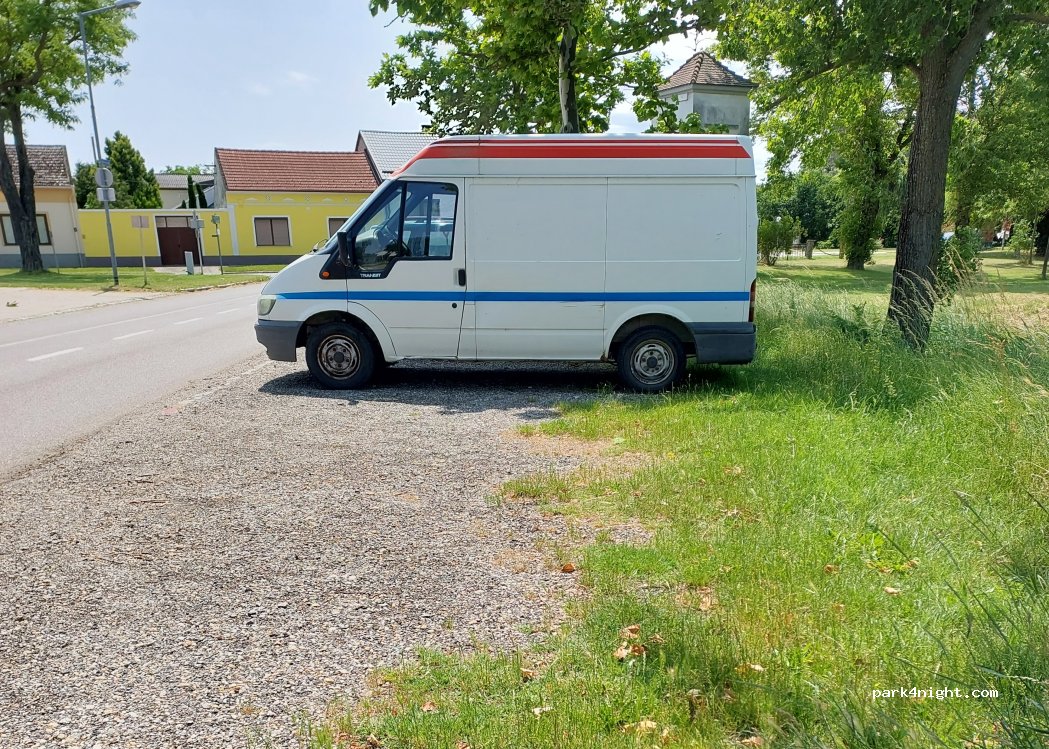 (7143) Apetlon - 2a Frauenkirchenerstraße — foto