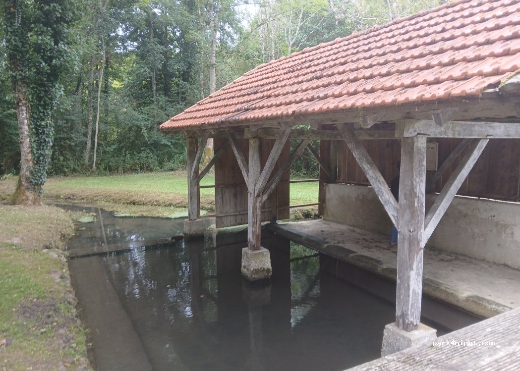 (24310) Biras - 846 Route du Lavoir de la Cloche — foto 5