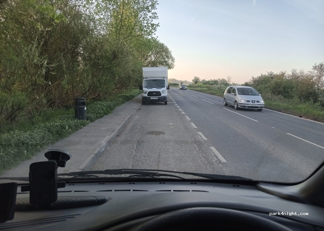 (OX44 7UX) Oxford - B480 — foto