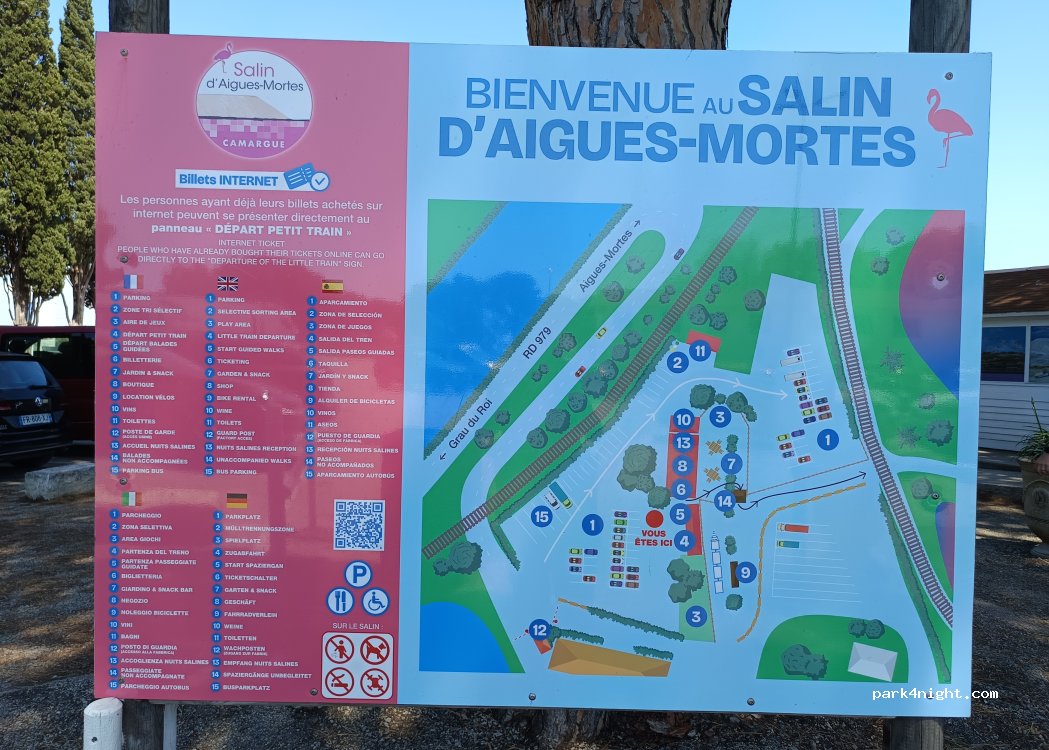 (30220) Aigues-Mortes - Unnamed road — foto 3