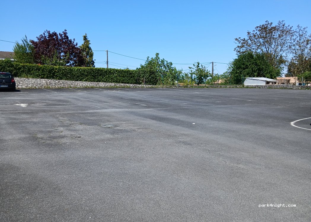 (17130) Montendre - 45 Rue des Brouillauds — foto