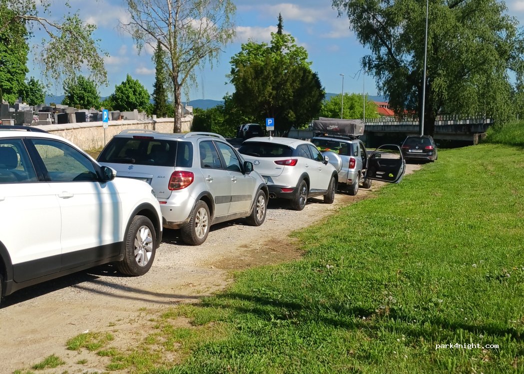 (8000) Novo mesto - Unnamed road — foto