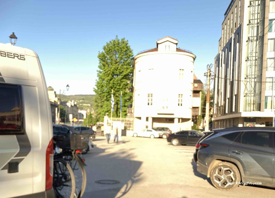 (71000) Sarajevo - Obala Kulina bana — foto