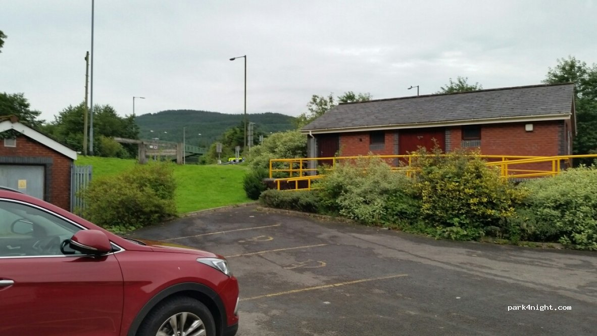 (SA11 4DP) Resolven - Commercial Road — foto 2