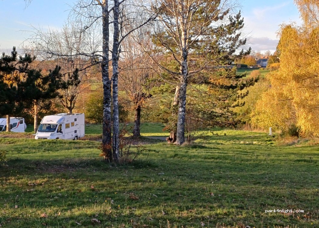 Aire Camping-car Park La Tour d’Auvergne — foto 5