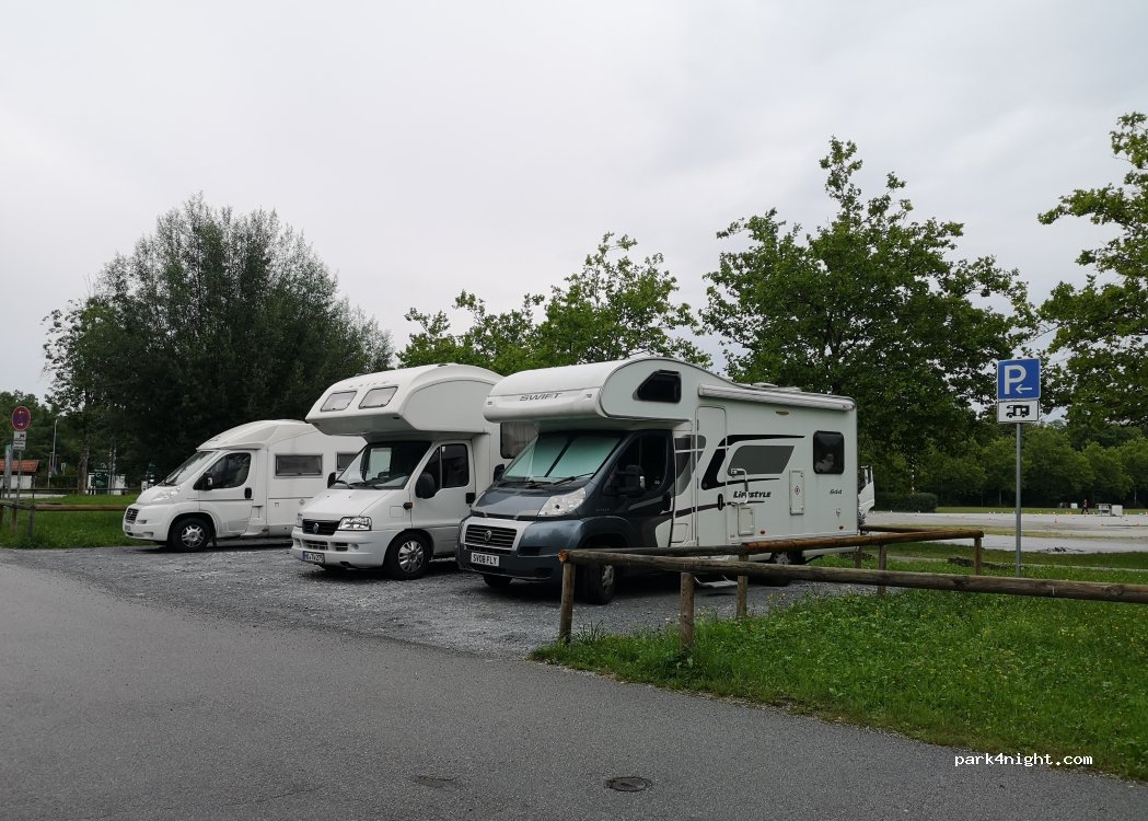 (94469) Deggendorf - Eginger Str. — foto 2