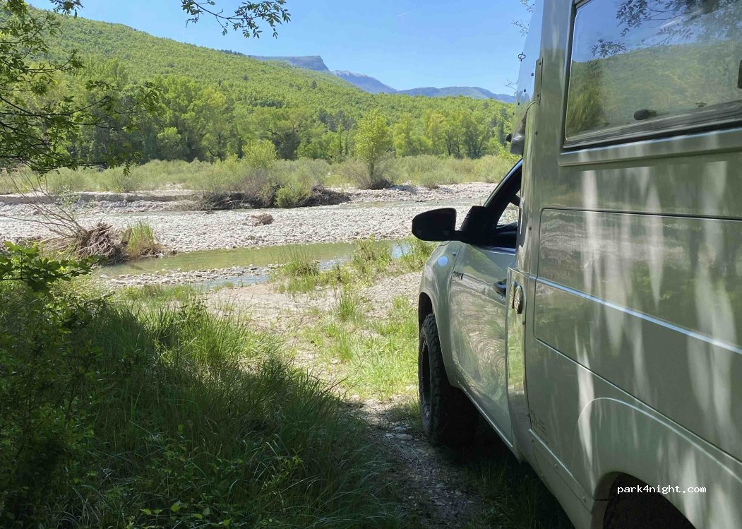 (04200) Sisteron - 420 D946 — foto