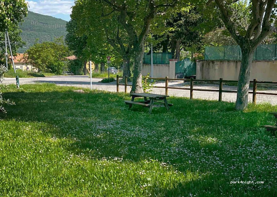 (04600) Château-Arnoux-Saint-Auban - 24 Rue Emile Boyoud — foto 2