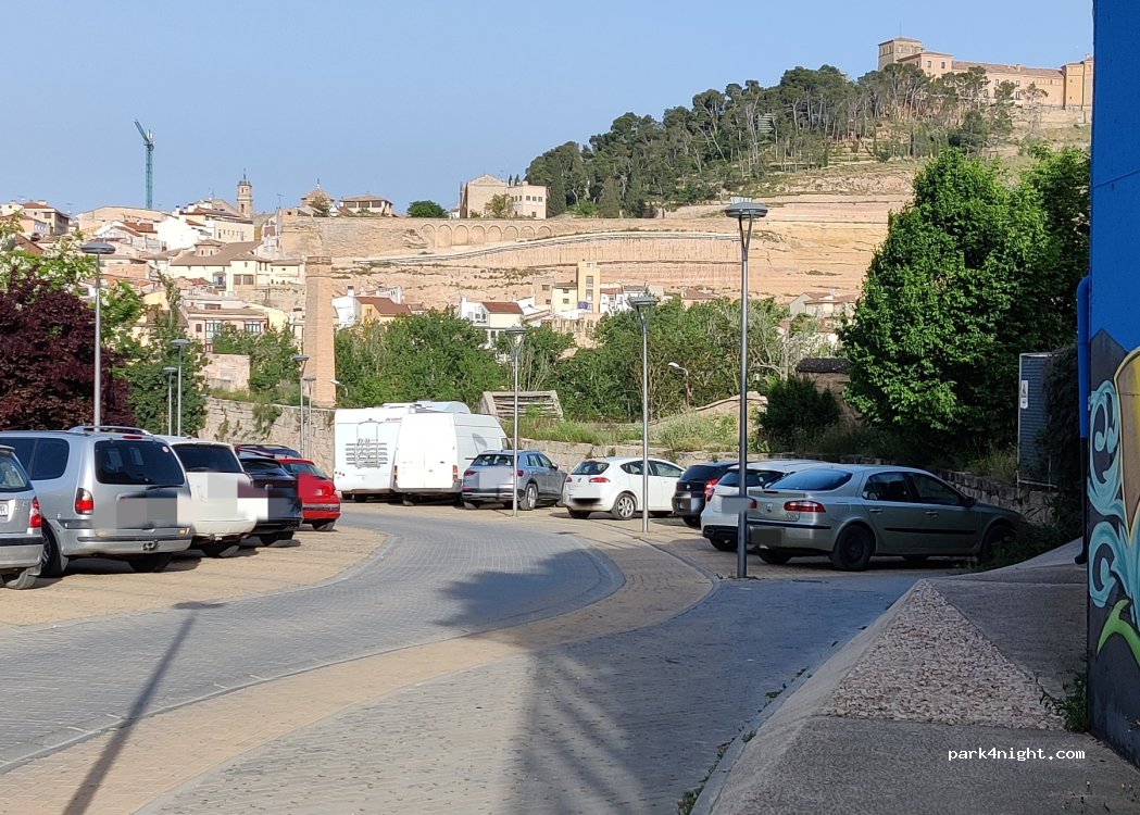 (44600) Alcañiz - 22 Calle Morella — foto 2