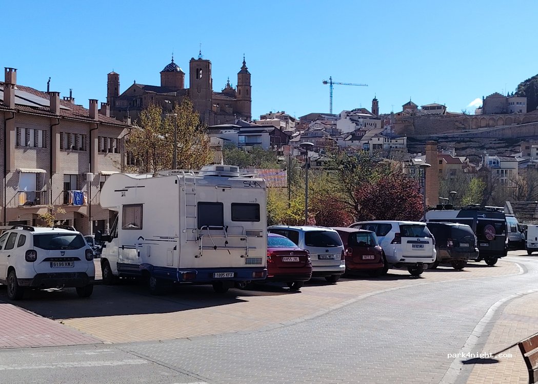 (44600) Alcañiz - 22 Calle Morella — foto 3