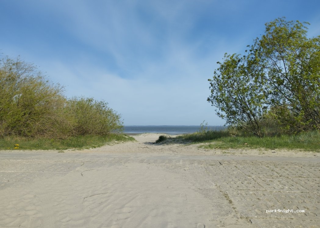 (82-340) Kadyny - Unnamed road — foto