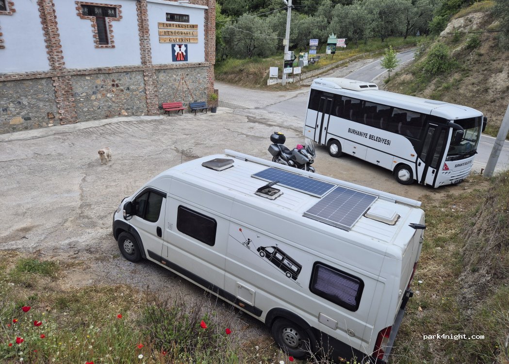 (10395) Edremit - No:3 25. Sokak — foto