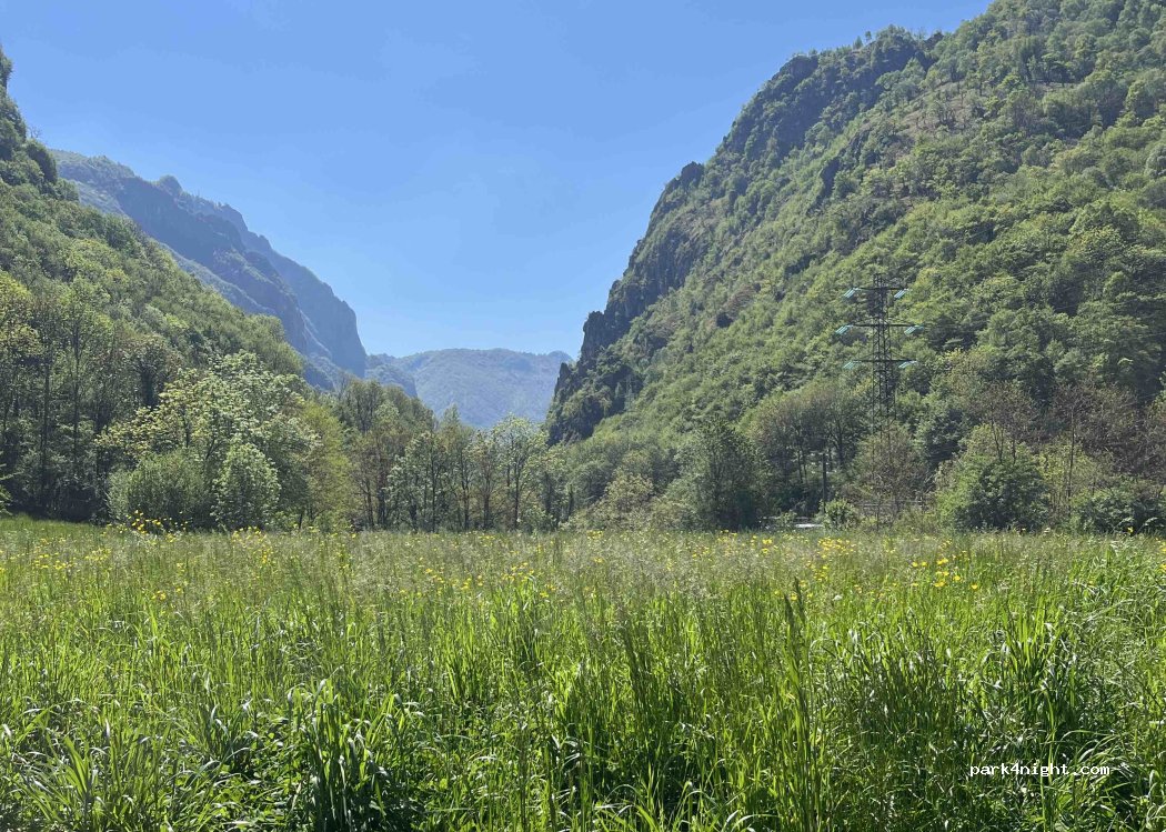 (23811) Ballabio - 9 Via per Morterone — foto