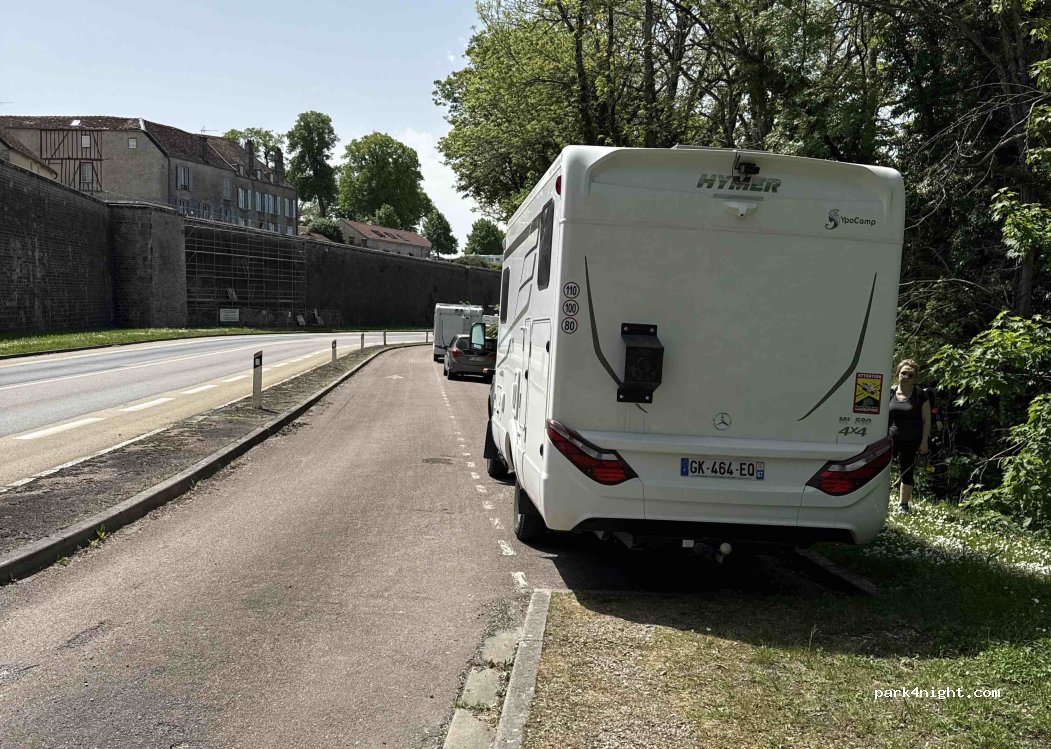 (52200) Langres - 2 Rue Vauban — foto 2