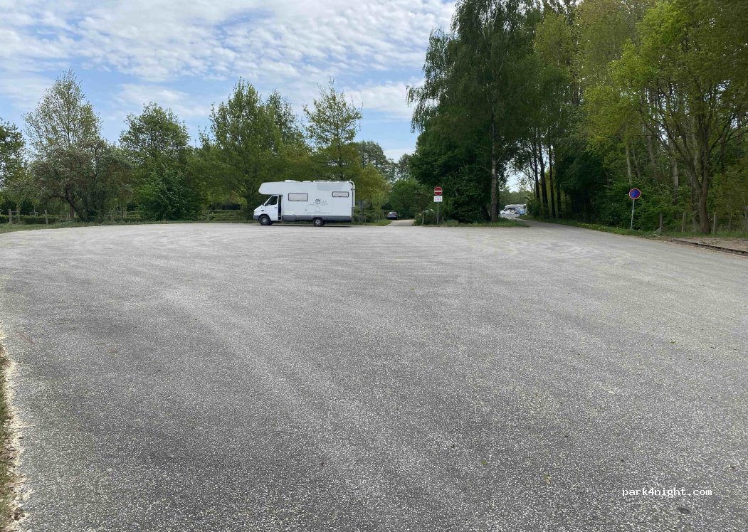 (19386) Lübz - 1 Seeweg — foto 2