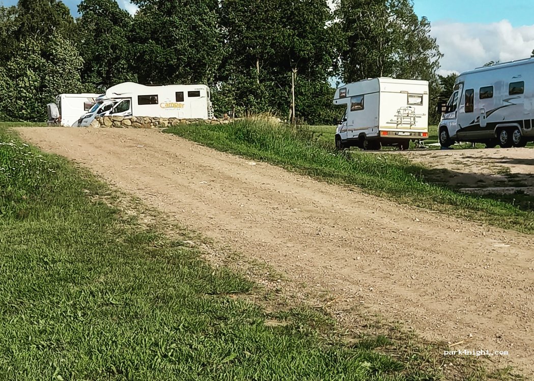 Stenshult Mellangard RV park — foto
