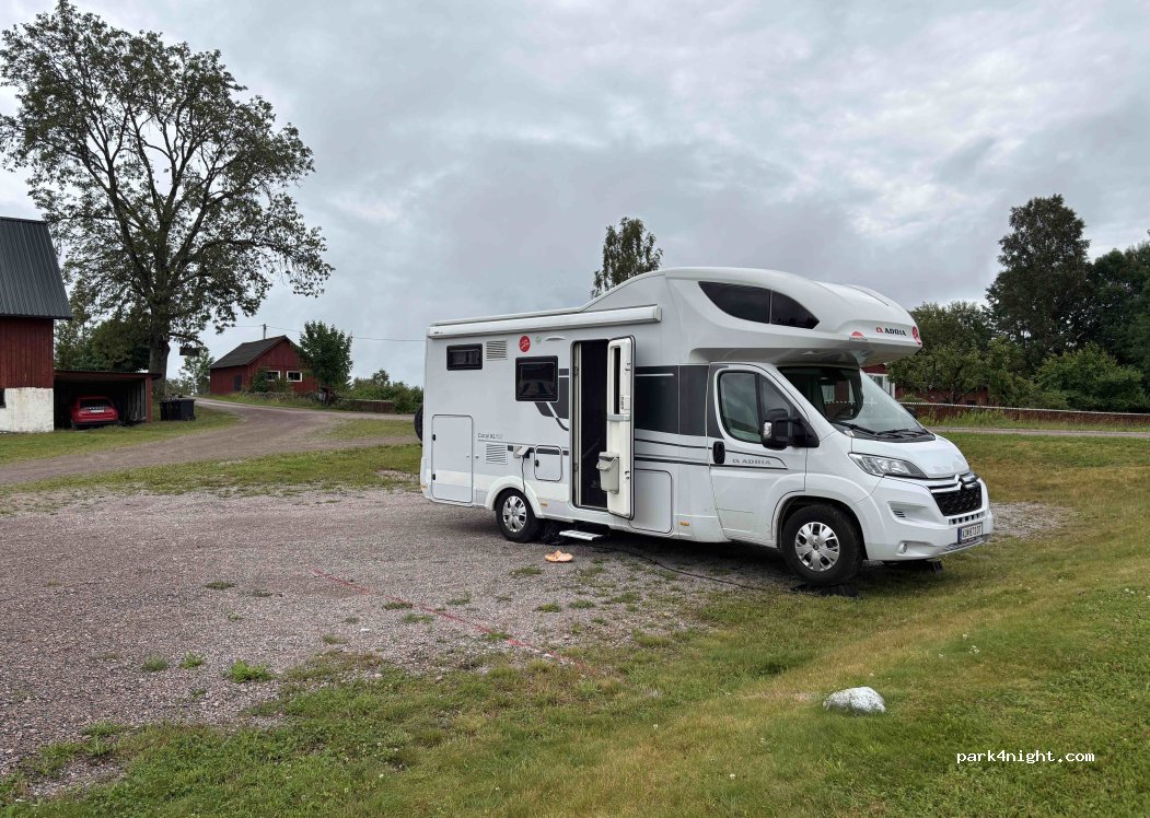 Stenshult Mellangard RV park — foto 2