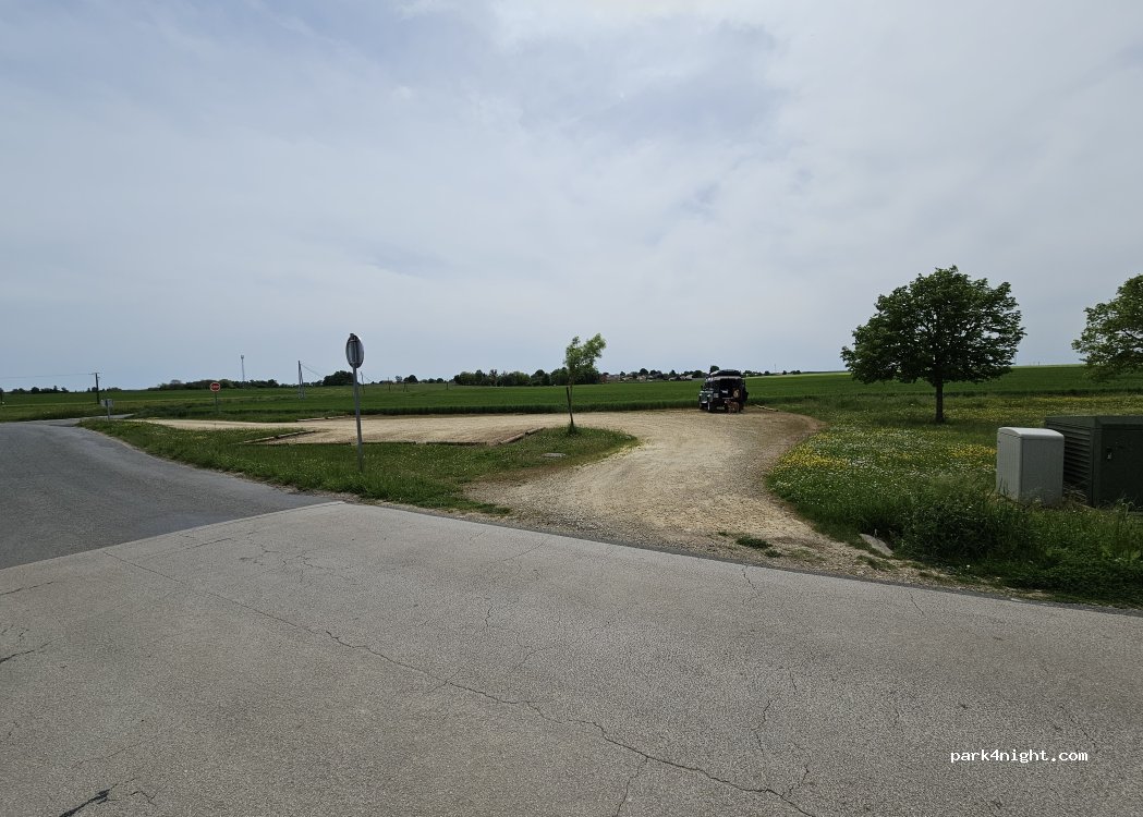 (86380) Chabournay - 2 Rue le Vieux Chabournay — foto
