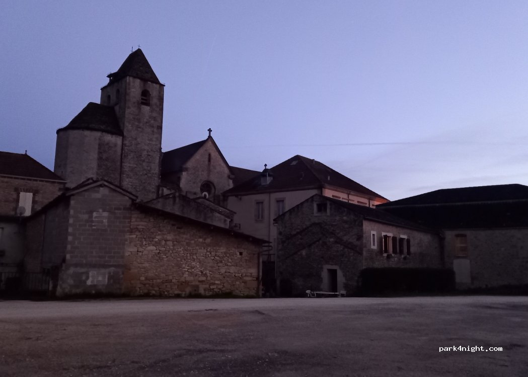 (47500) Sauveterre-la-Lémance - D710 — foto