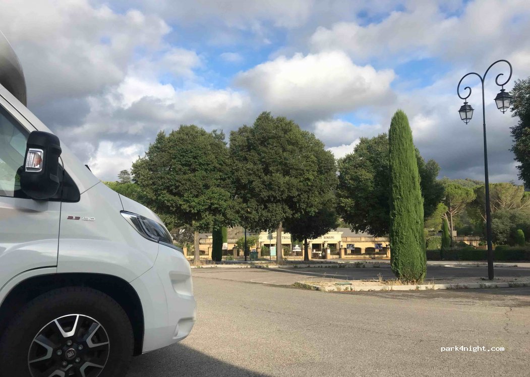 (04800) Gréoux-les-Bains - 7234 Rue des Eaux Chaudes — foto 4