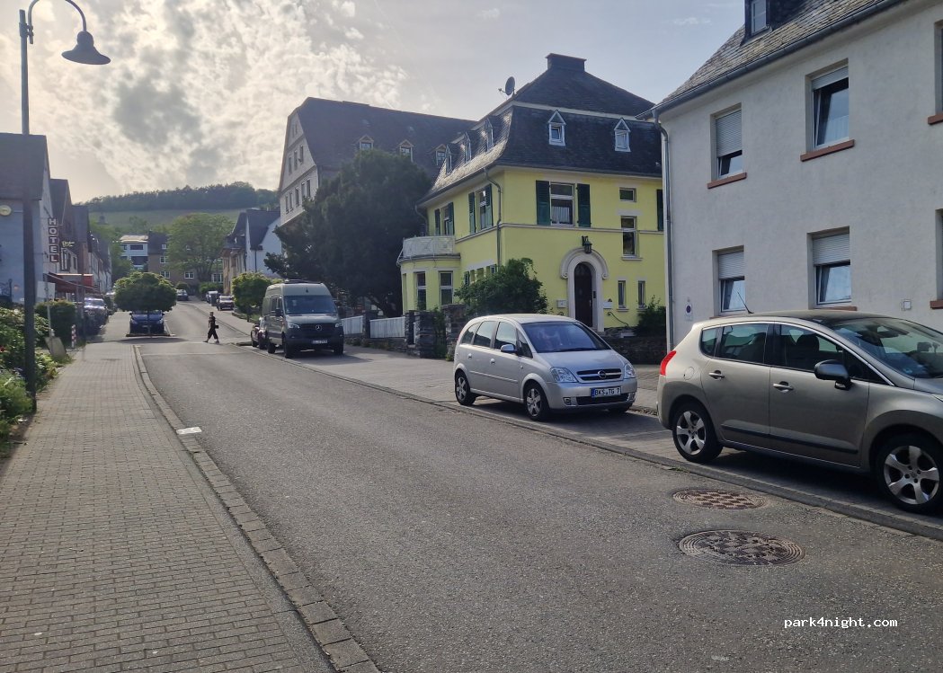 (54470) Bernkastel-Kues - 8 Arndtstraße — foto