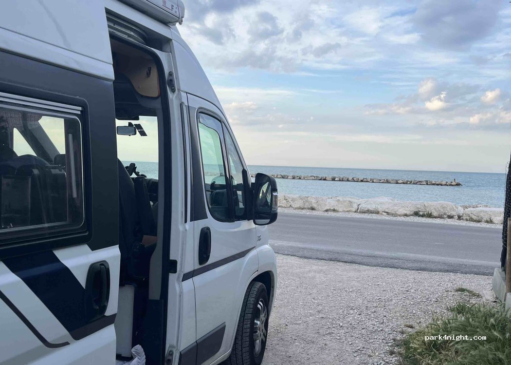 (61032) Fano - 18 Via Ruggero Ruggeri — foto 4