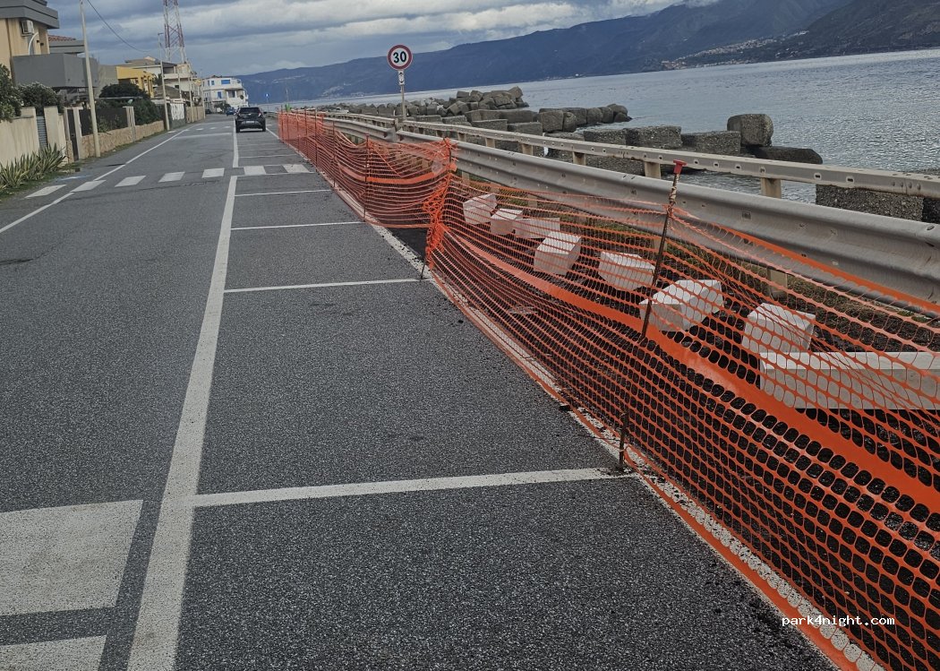 (98164) Messina - 37 Via Palazzo — foto