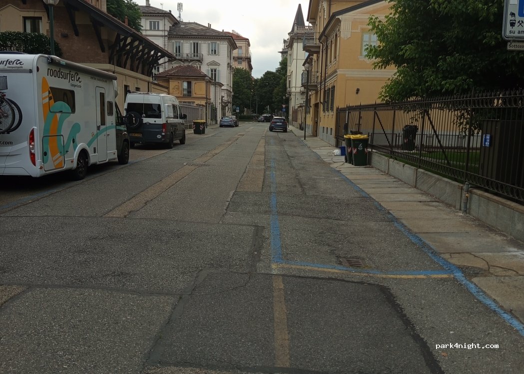 (10128) Torino - 39/A Via Magenta — foto
