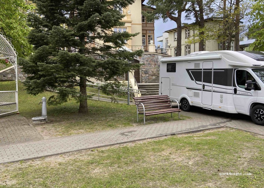 (93102) Juodkrantė - 32 Kalno gatvė — foto