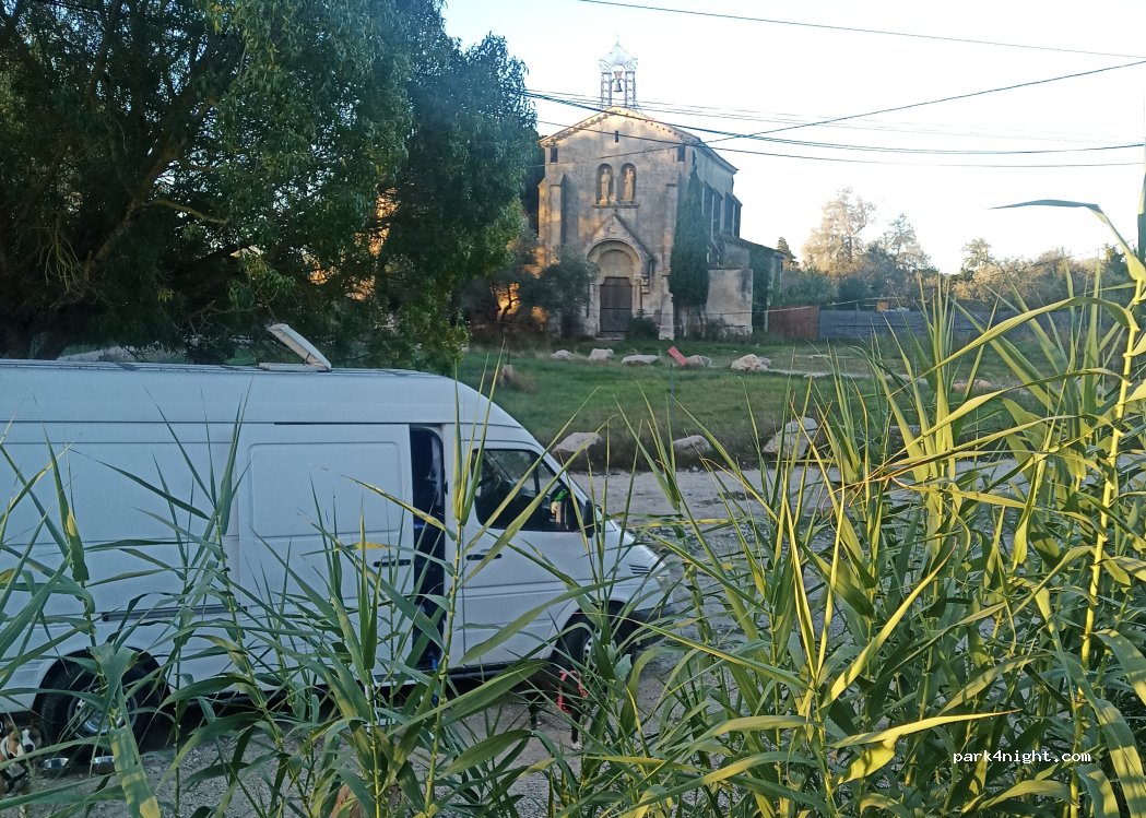 (13129) Arles - 514 Route de l'Église de Barcarin — foto