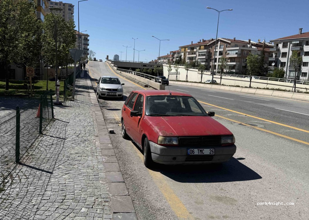 (06460)  - 6 1358. Sokak — foto