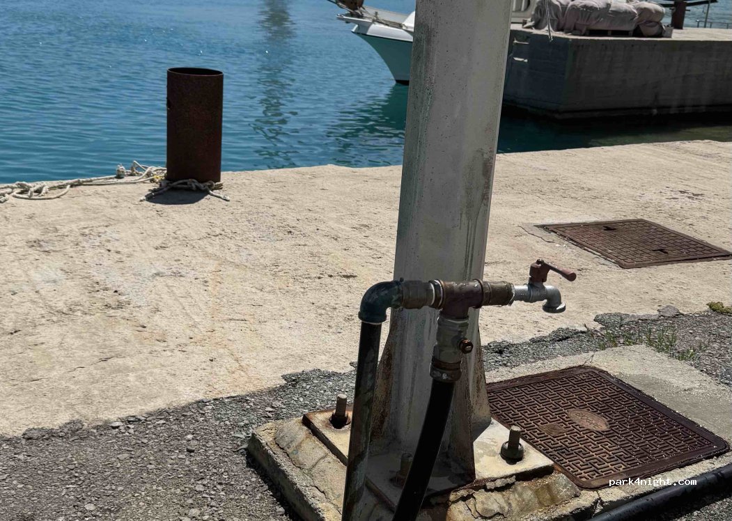 (720 59) Sitia - Unnamed Road — foto