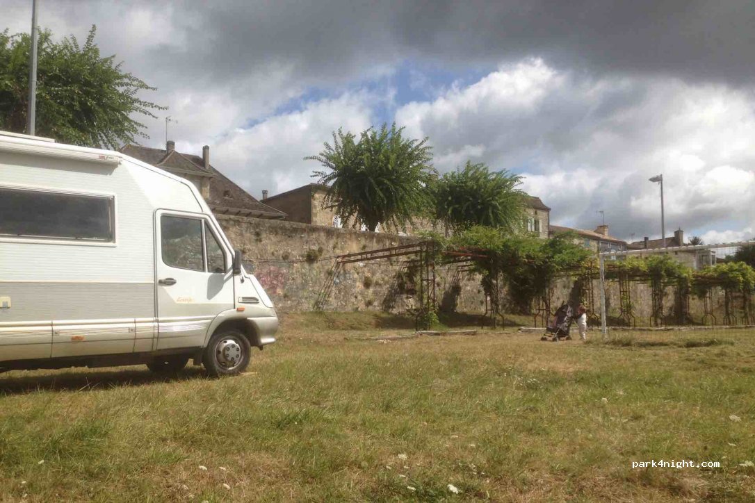 (24540) Monpazier - 47 D Chemin du Tour de ville — foto